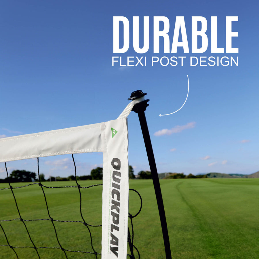 KICKSTER 6x4' top corner close up showing the white bar sleeve and black flexi post, with the text "Durable flexi post design".