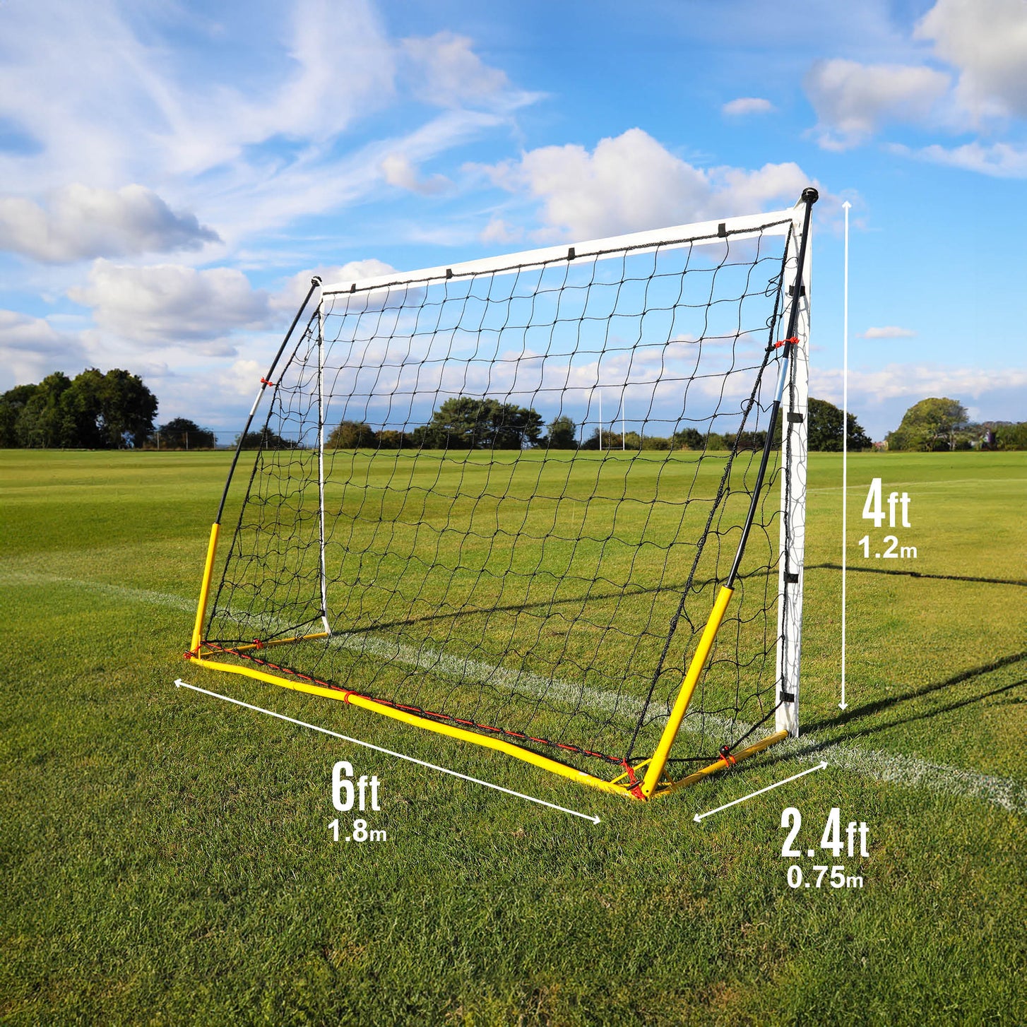 KICKSTER 6x4' (Yellow) size chart: 6ft (1.8m) wide, 4ft (1.2m) high, 2.4ft (0.75m) deep.