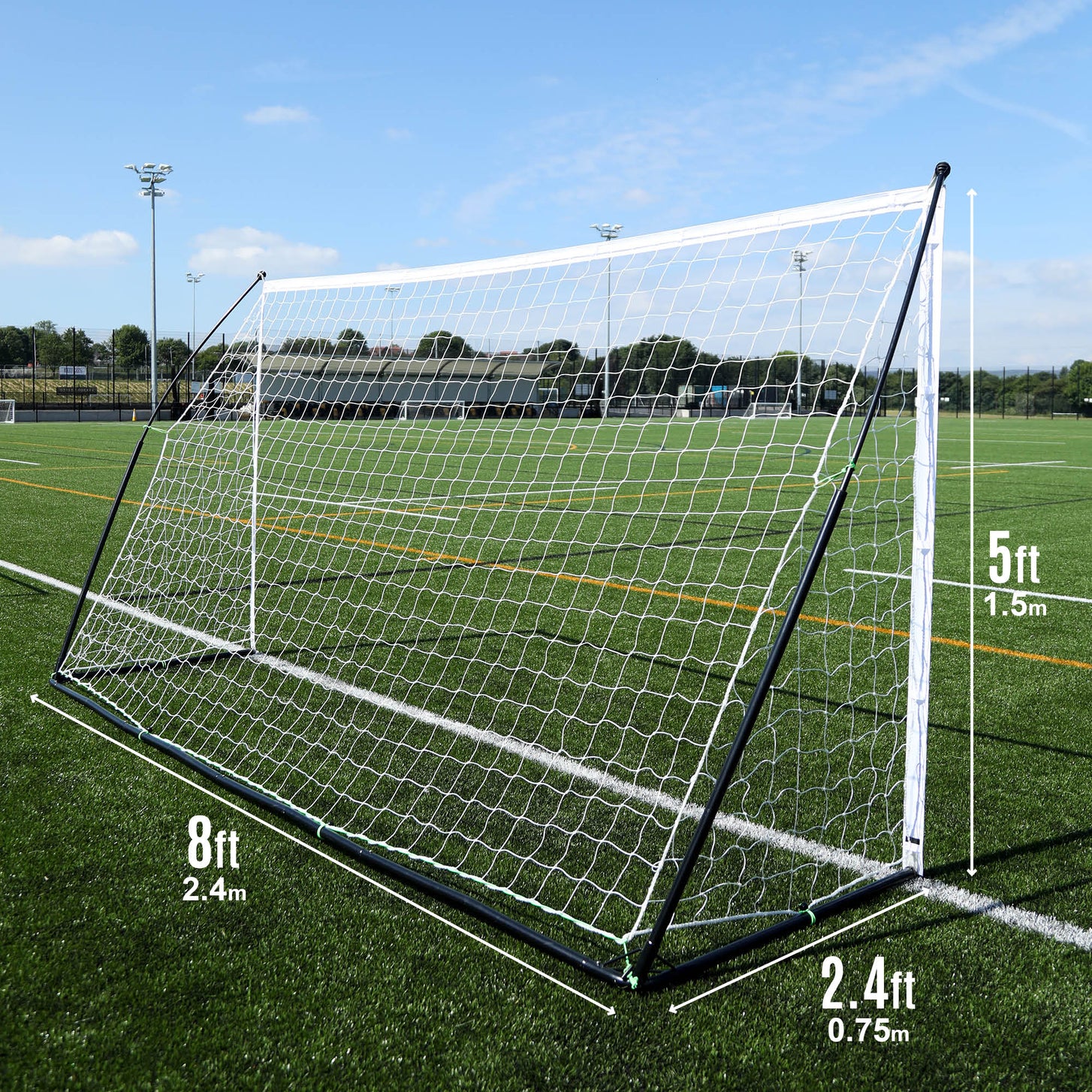 KICKSTER Elite 8x5' size chart: 8ft wide, 5ft high, 2.4ft deep, goal shown on an artificial pitch.