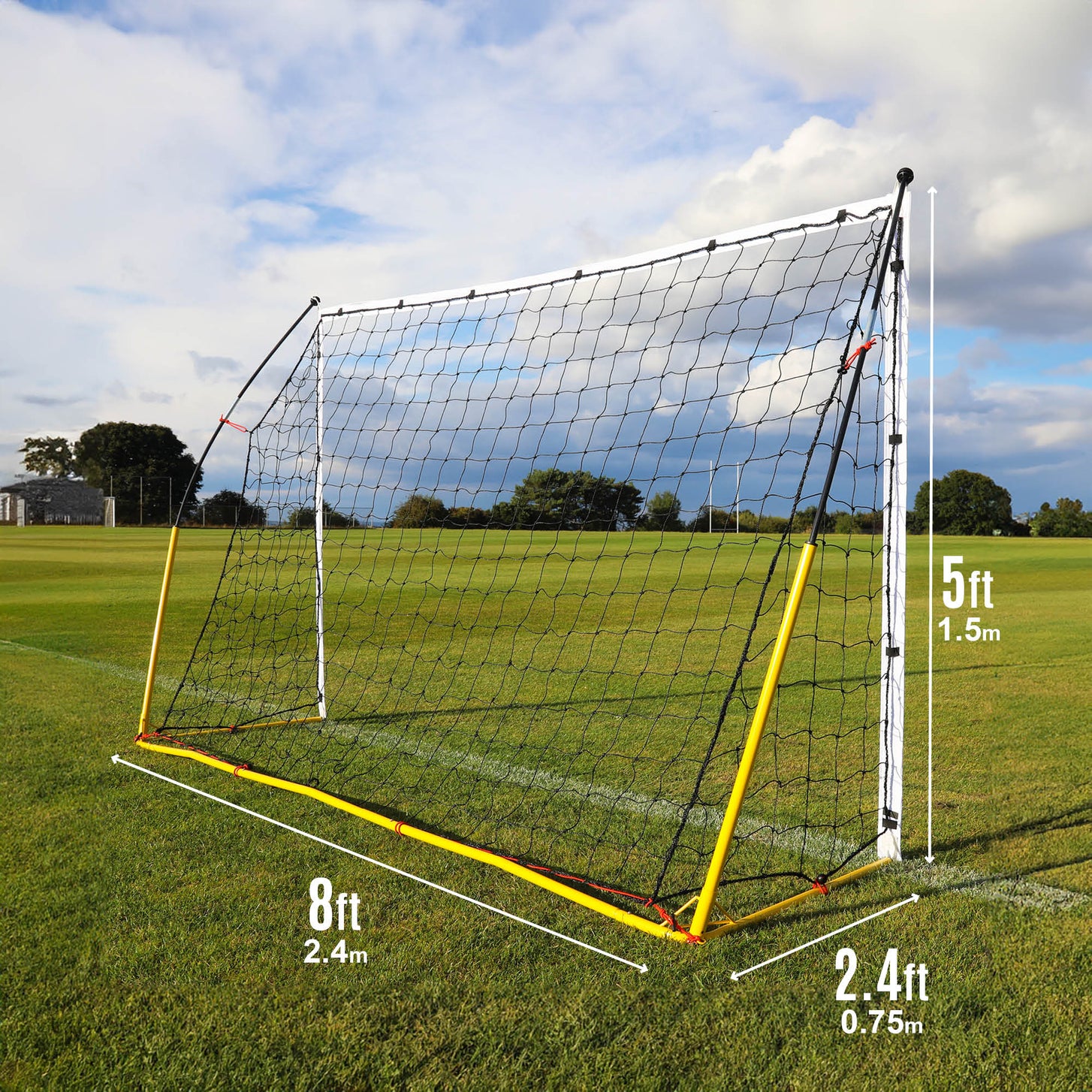 KICKSTER 8x5' goal size chart on a grass pitch: 8ft (2.4m) wide, 5ft (1.5m) high and 2.4ft (0.75m) deep.