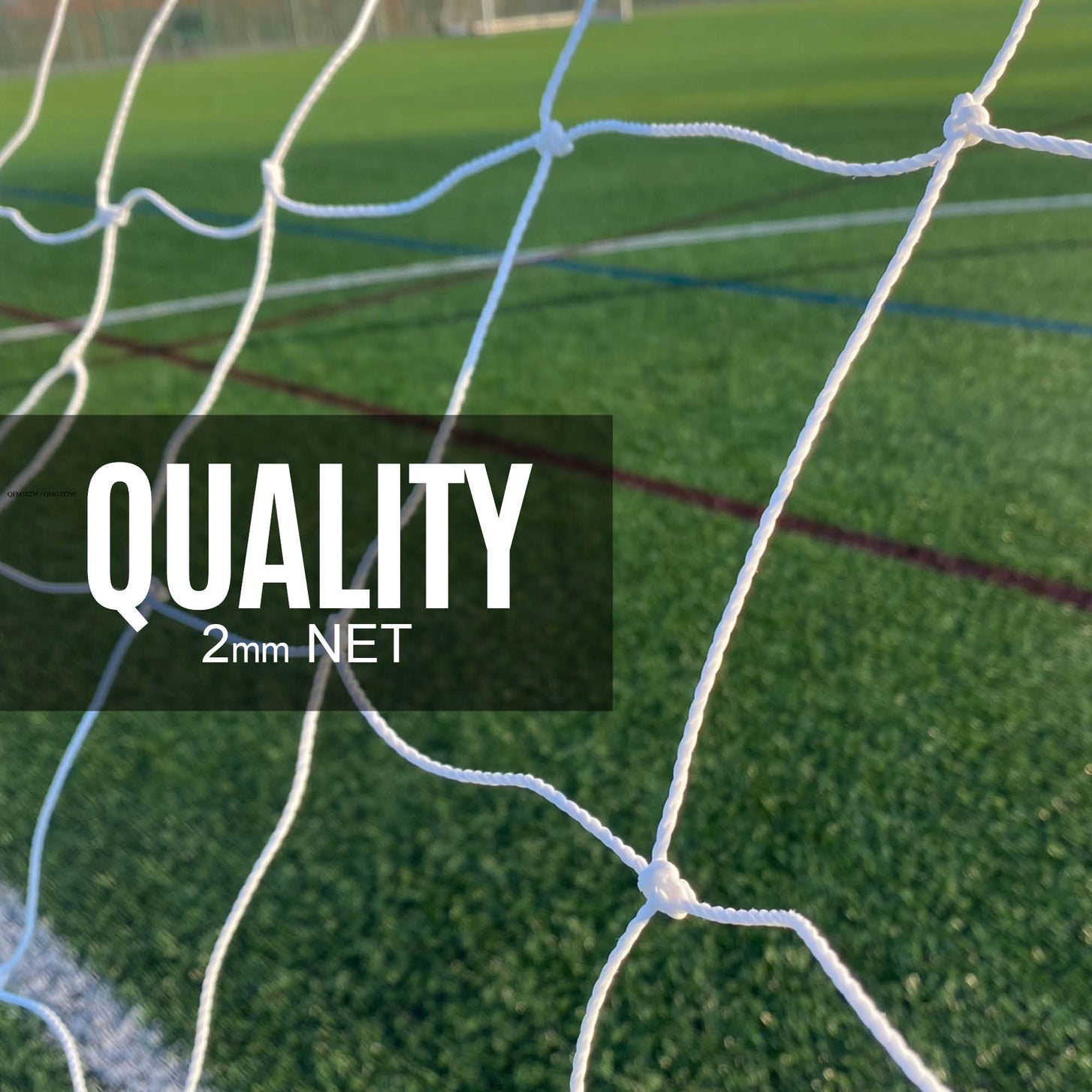 Close-up of the Q-FOLD Mini 3x2.5' white net on an artificial pitch, with the text "Quality 2mm net".