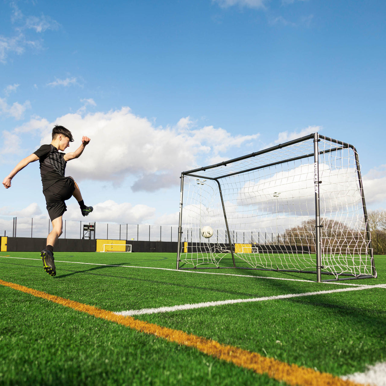 GS Series Futsal Goal 3x2m