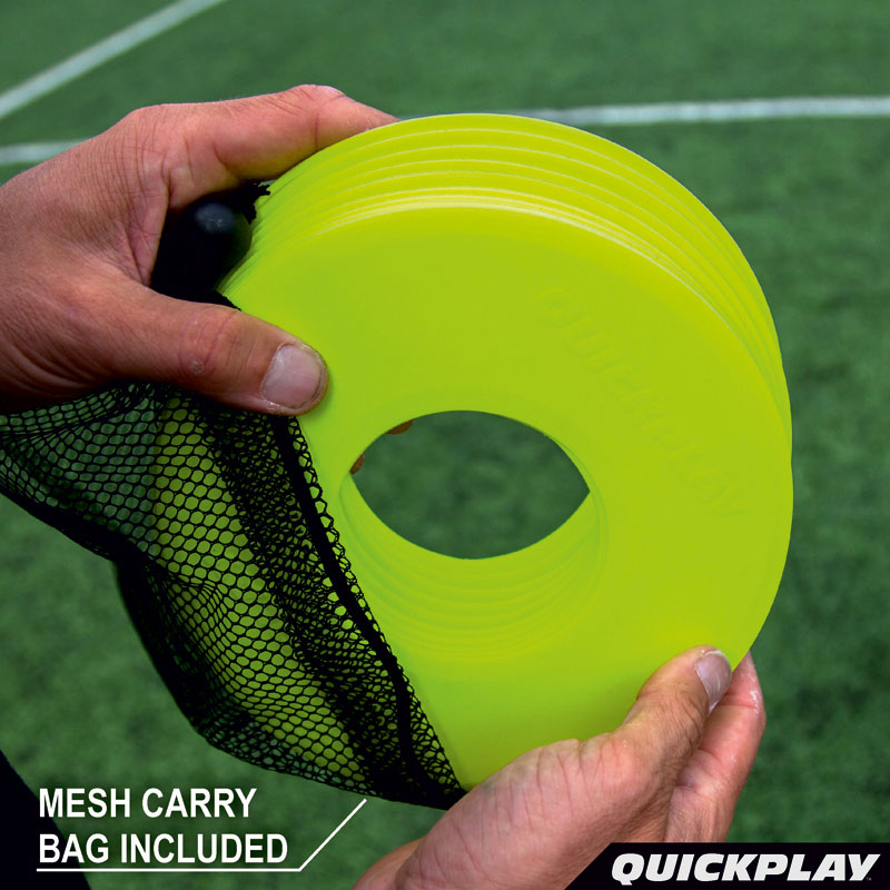 Hands sliding a stack of Flat Markers Neon flat markers into a black mesh bag, with the text "Mesh carry bag included".